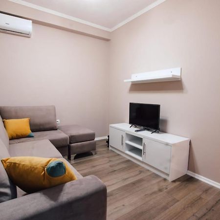 Novs Apartment 1 Gjirokastër Екстериор снимка
