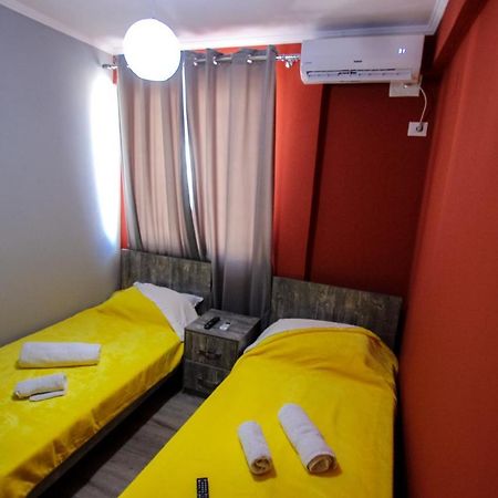 Novs Apartment 1 Gjirokastër Екстериор снимка