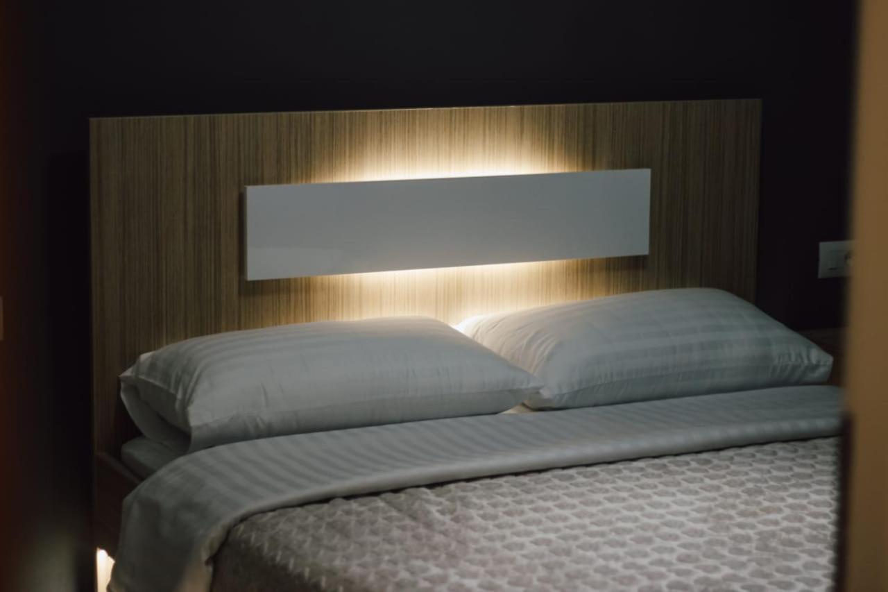 Novs Apartment 1 Gjirokastër Екстериор снимка