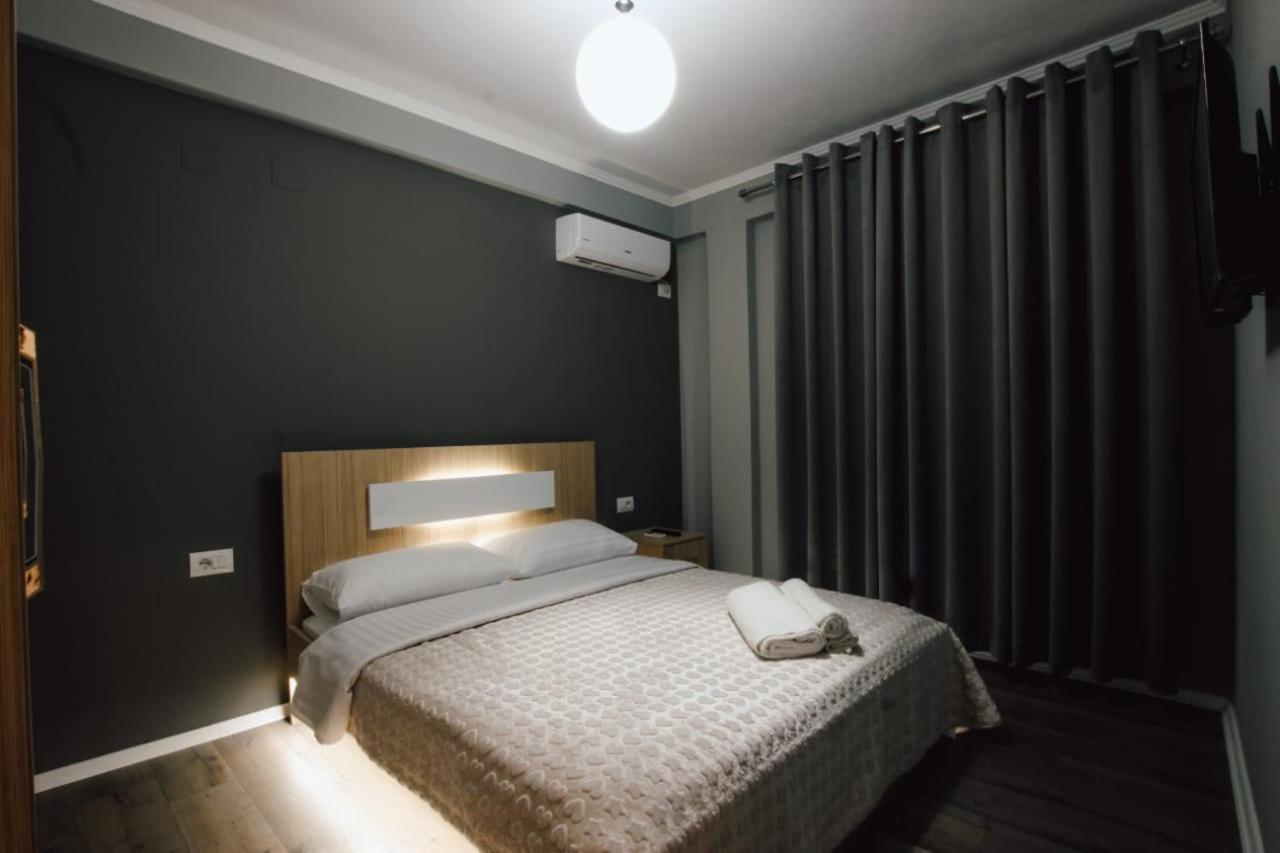 Novs Apartment 1 Gjirokastër Екстериор снимка