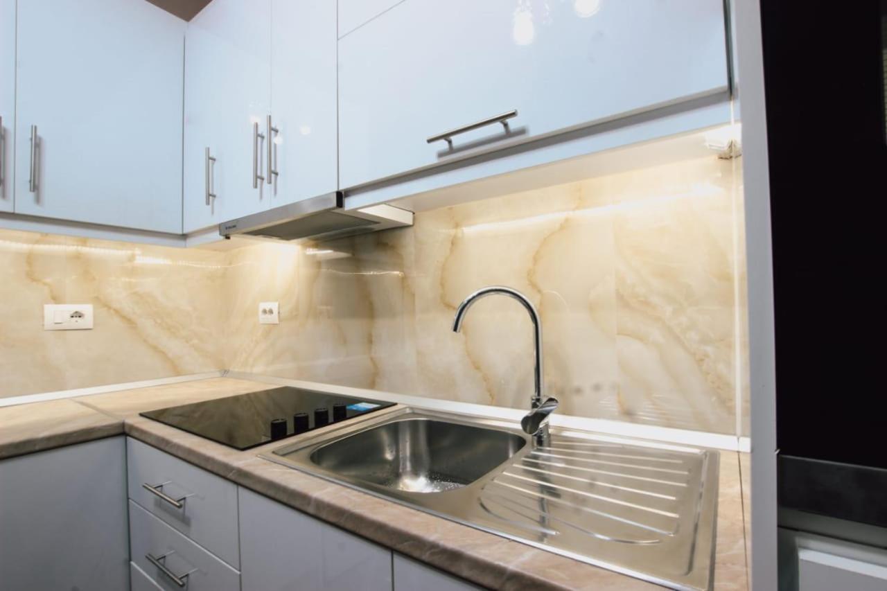Novs Apartment 1 Gjirokastër Екстериор снимка