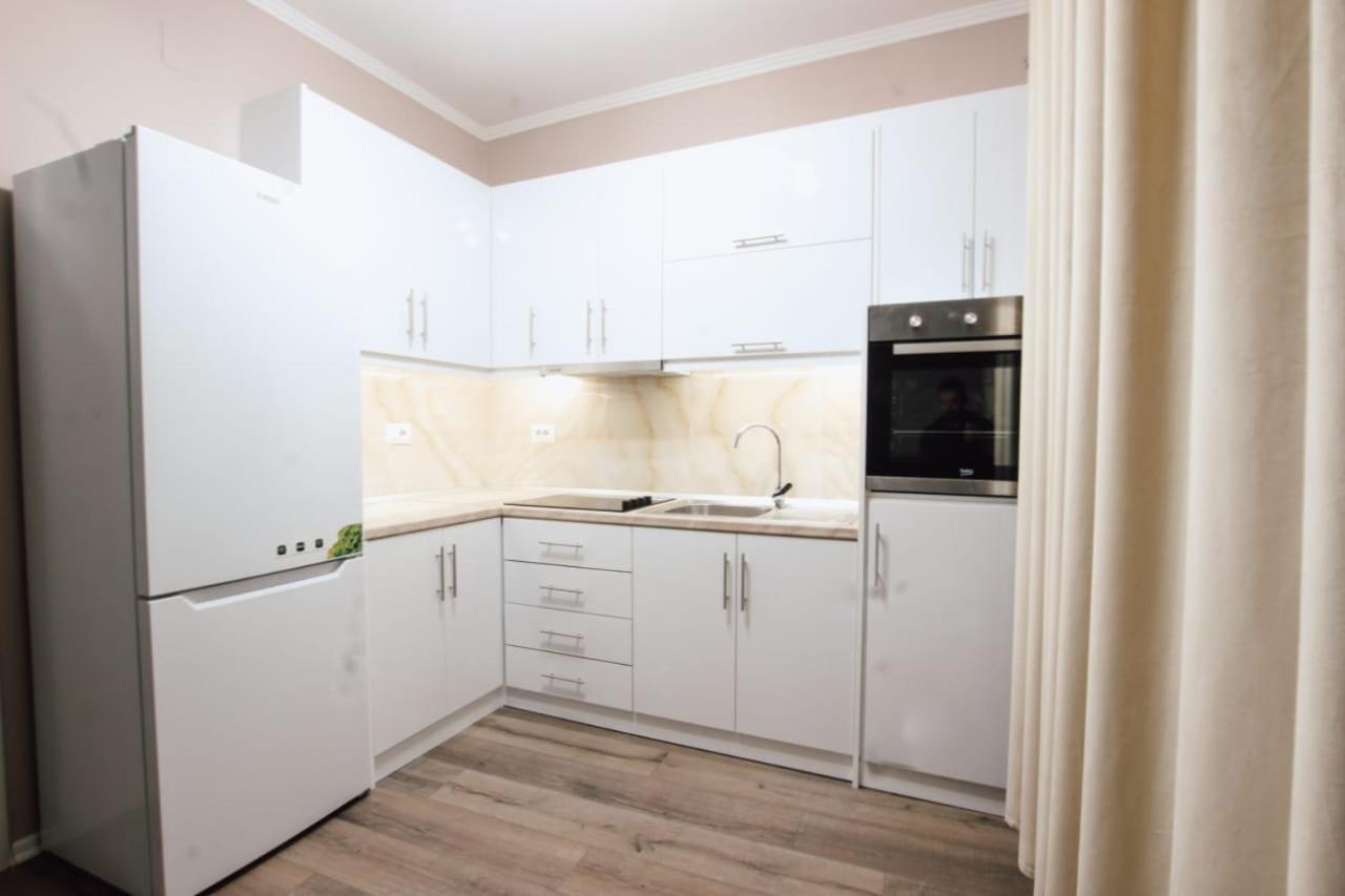 Novs Apartment 1 Gjirokastër Екстериор снимка